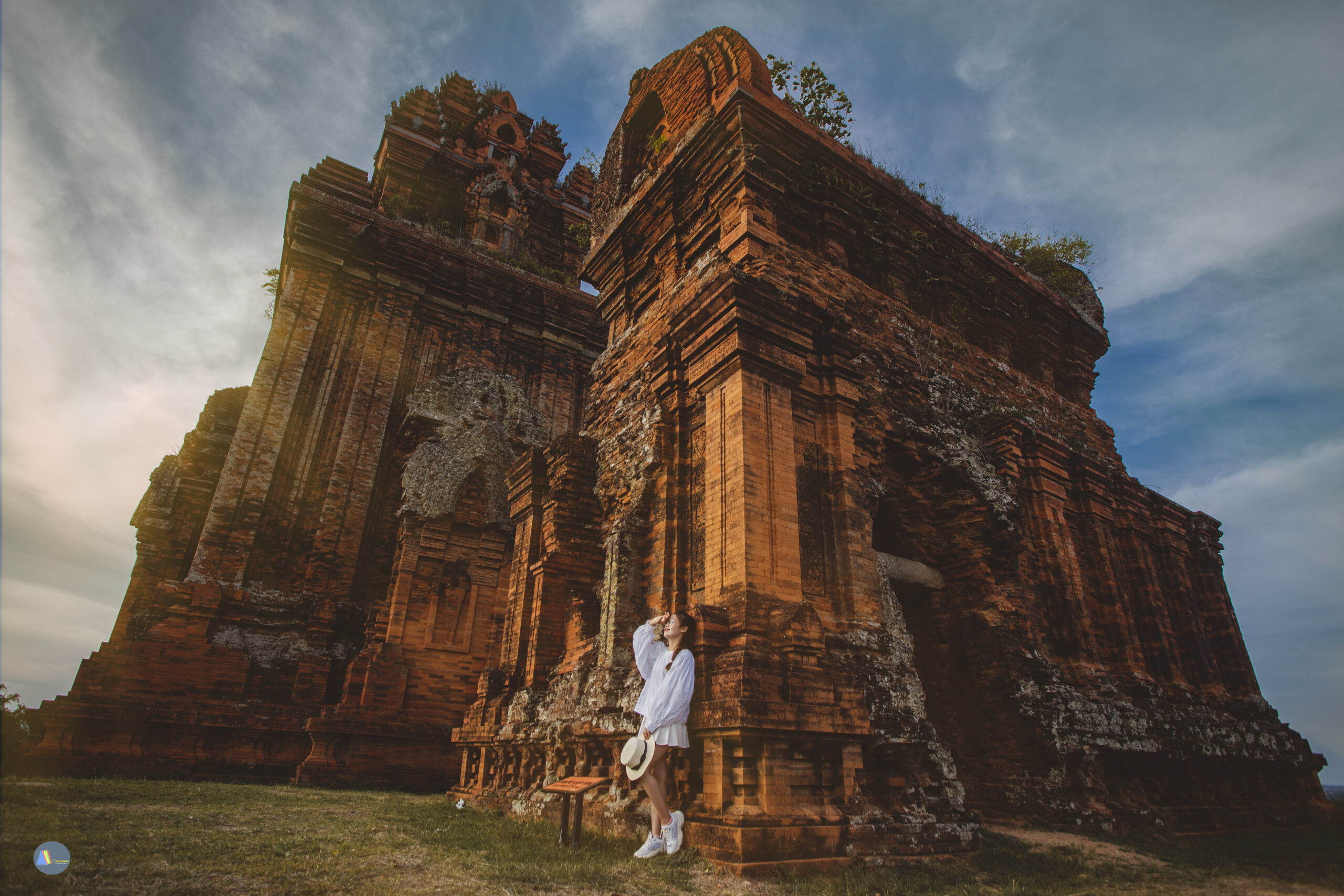 Sống ảo cực mê tại tháp Bánh Ít Quy Nhơn  Du lịch  Việt Giải Trí