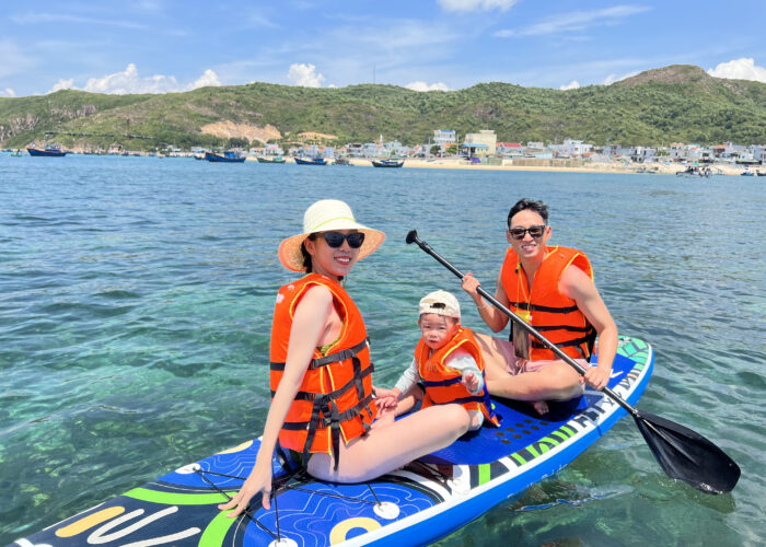 Thuê SUP và chèo quanh khu vực san hô Hòn Khô