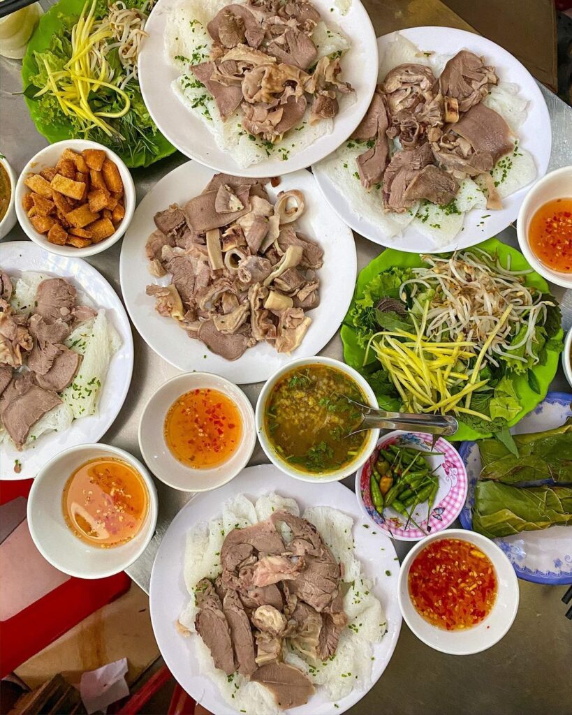 Bánh hỏi cháo lòng Quy Nhơn (nguồn ảnh: ryanfoodaholic)