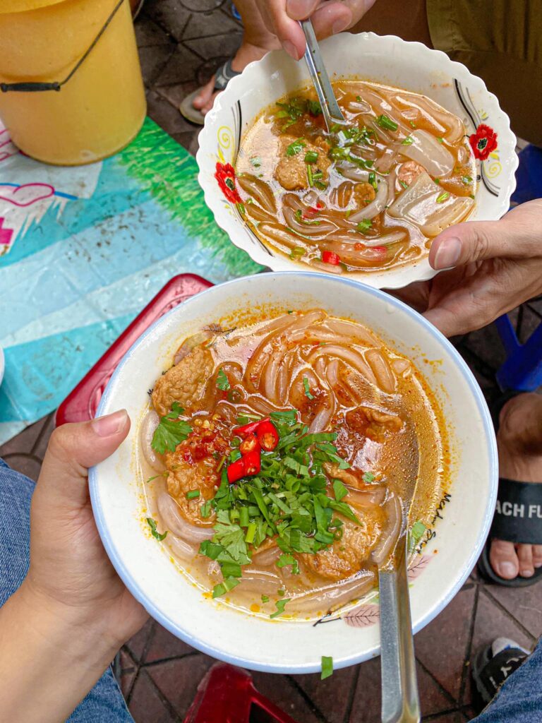 Bánh canh da heo 10k tại Quy Nhơn