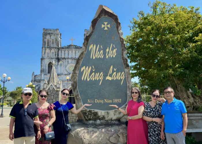 Check in Nhà thờ Mằng Lăng