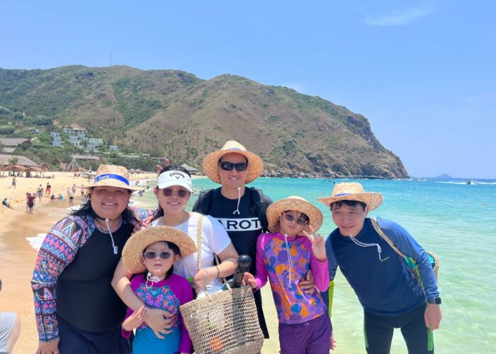 Khách gia đình THICHTOURS