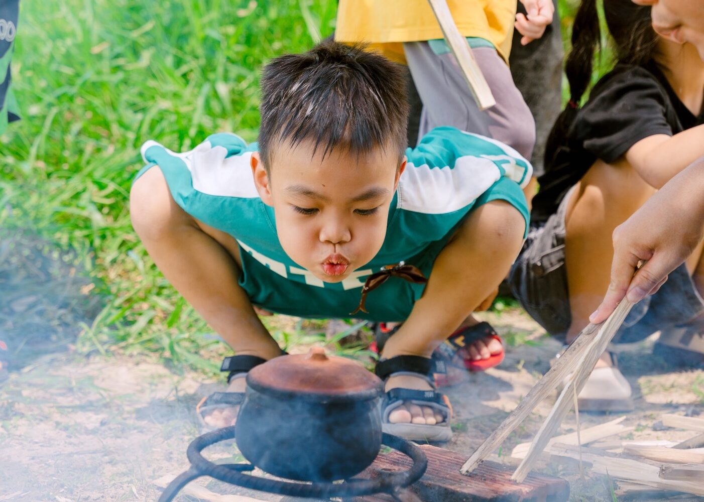 Thử thách nấu cơm, nướng cá