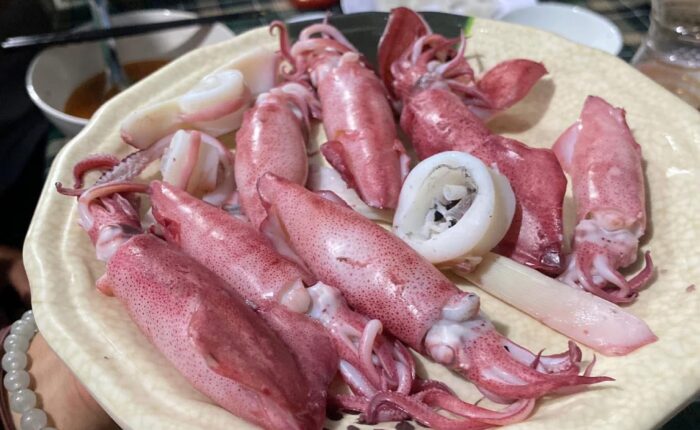 Mực hấp tươi rói