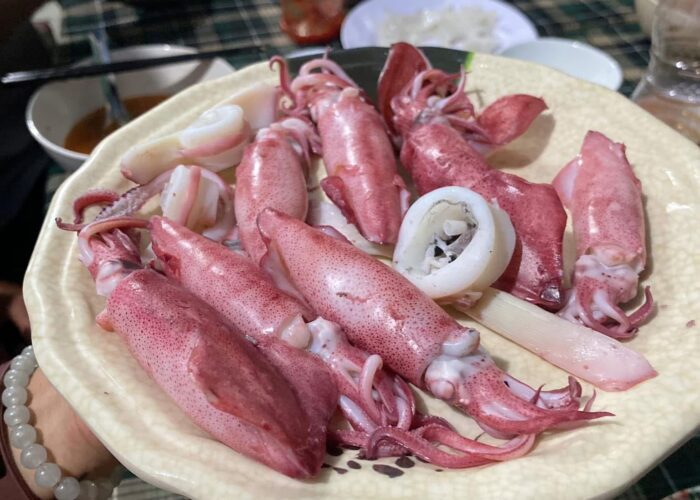 Mực hấp tươi rói