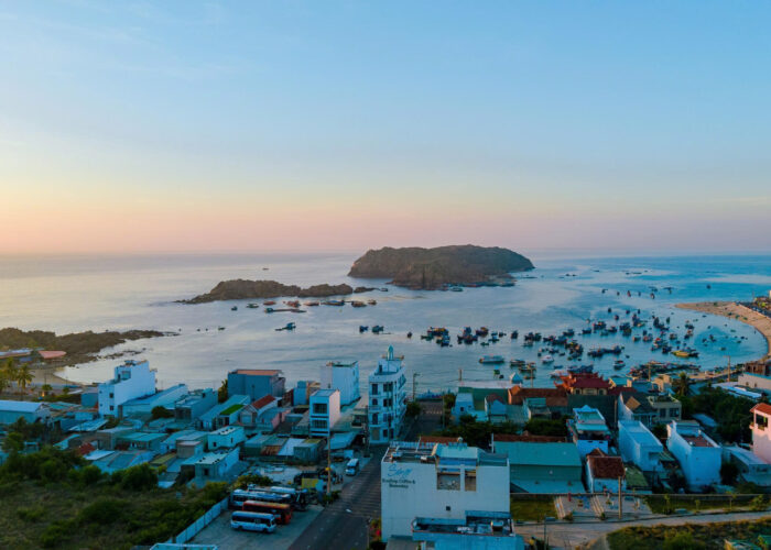 Toàn cảnh làng chài Nhơn Hải
