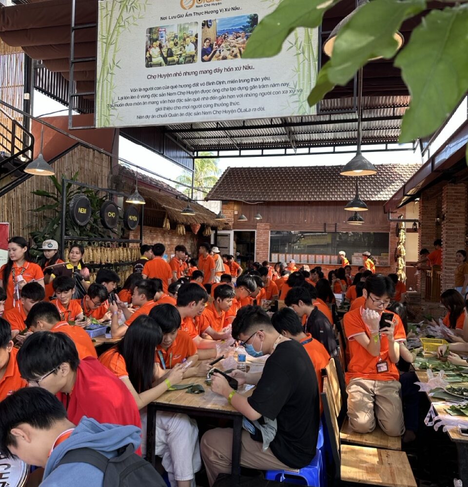Không gian tại nem chợ huyện Tuy phước